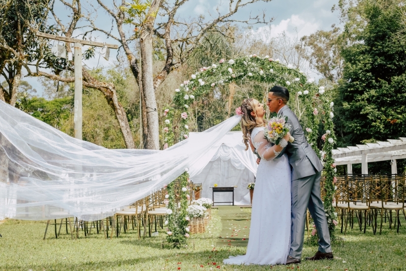 Empresa de Festa de Casamento ao Ar Livre Parque Peruche - Festa de Casamento no Campo