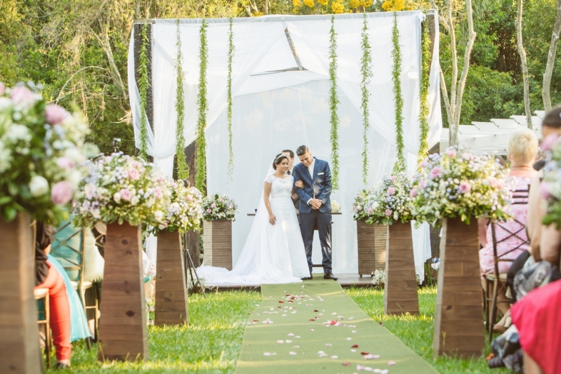 Festa de Casamento ao Ar Livre Preço Engenheiro Goulart - Salão para Festa de Casamento